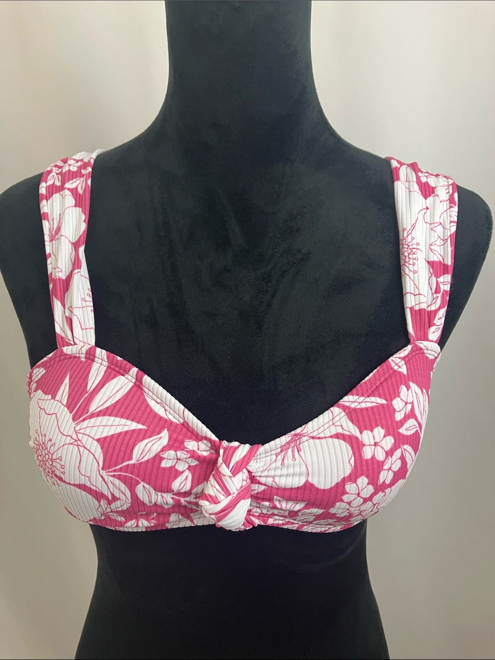 Xhilaration Pink & White Floral Knot-Front Bikini Top Women’s Size Small